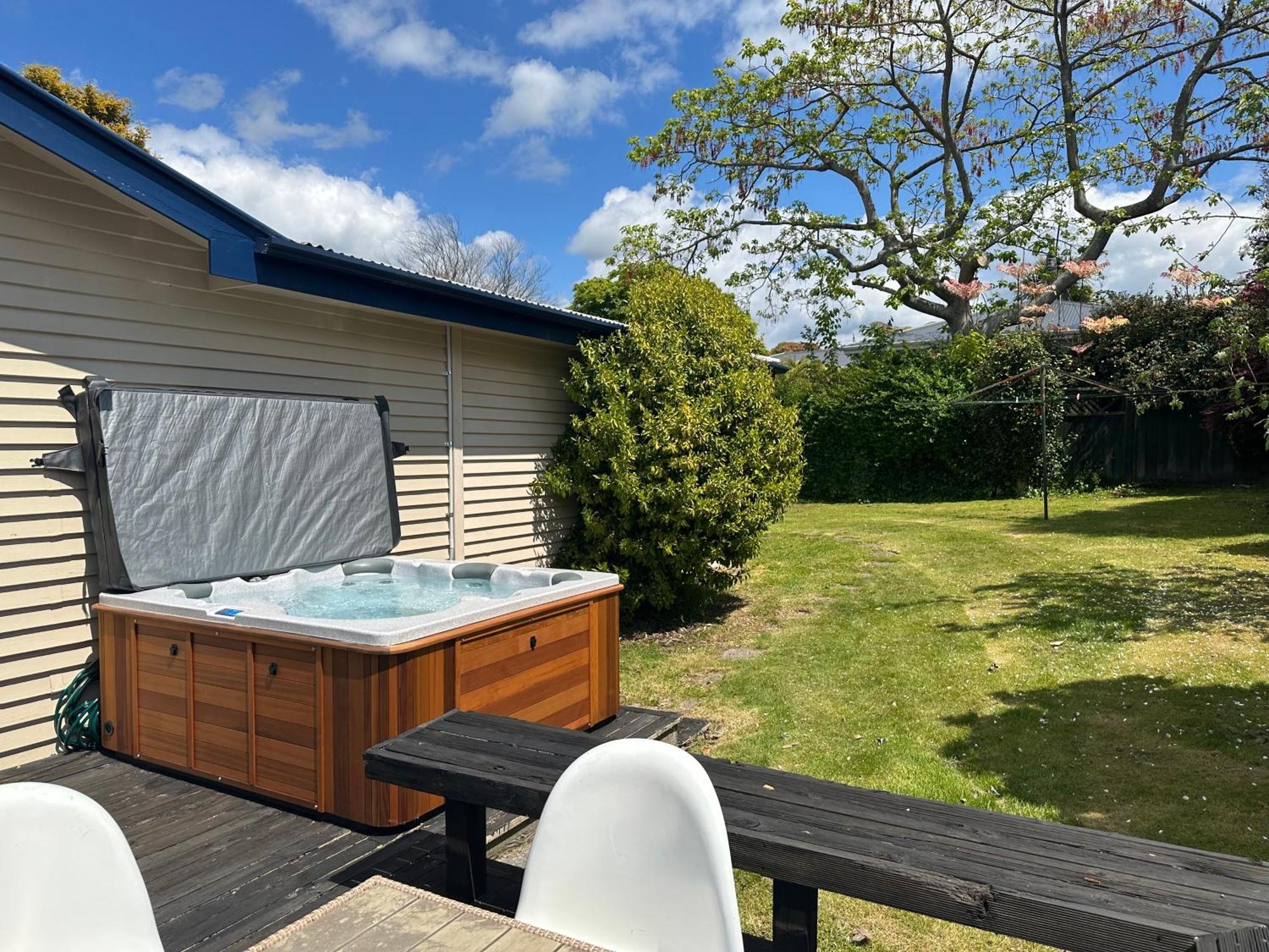 Dream Home In Central Of Rotorua With Spa Pool Eksteriør billede